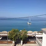 Agali 2 Superior Mezonet Front Of The Sea Apartment