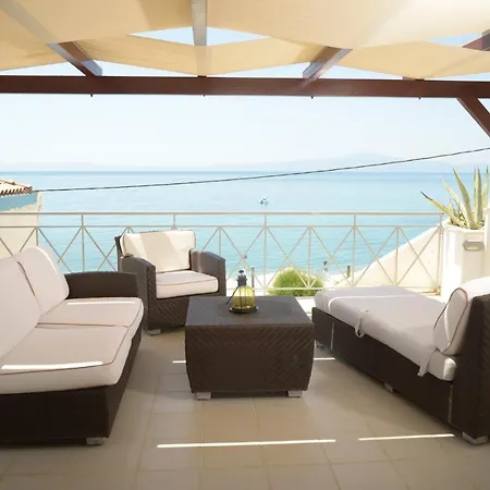 Appartement Agali 2 Superior Mezonet Front Of The Sea *