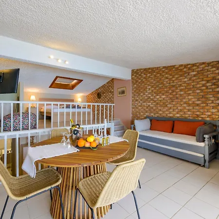 Agali 2 Superior Mezonet Front Of The Sea Appartement