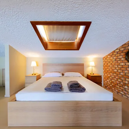 Agali 2 Superior Mezonet Front Of The Sea Apartment Akrogiali