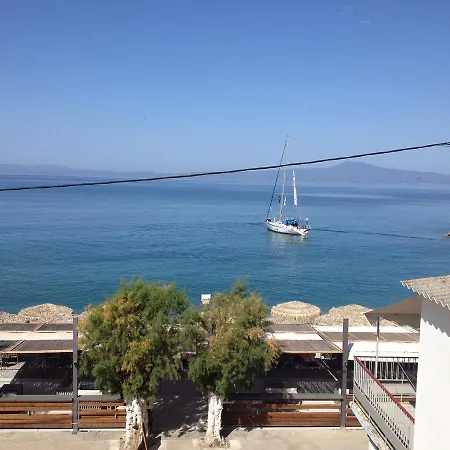 Agali 2 Superior Mezonet Front Of The Sea Apartment