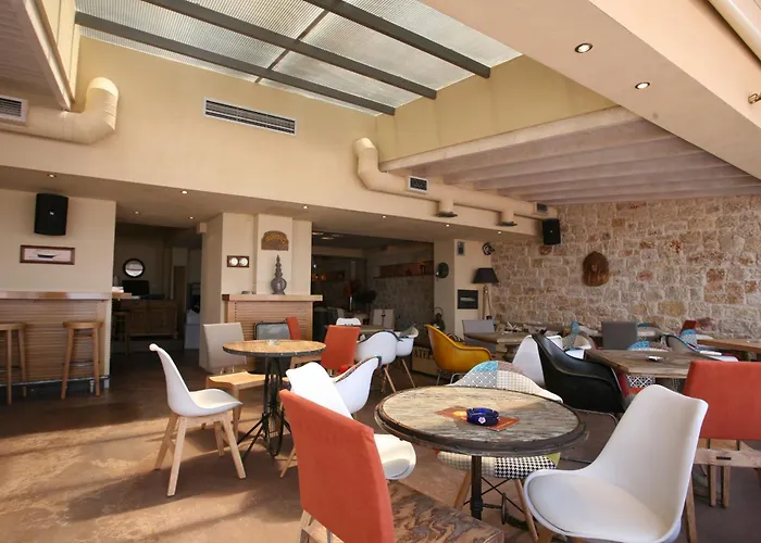 Agali 2 Superior Mezonet Front Of The Sea Akrogiali