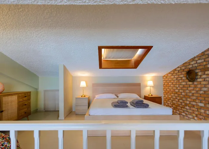 Apartman Agali 2 Superior Mezonet Front Of The Sea