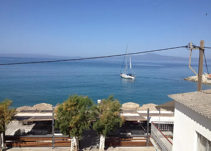 Agali 2 Superior Mezonet Front Of The Sea Apartament